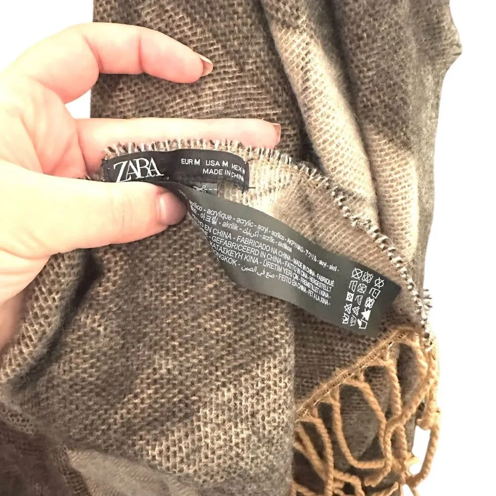 ZARA Plaid Fringe Acrylic‎ Scarf Brown Medium